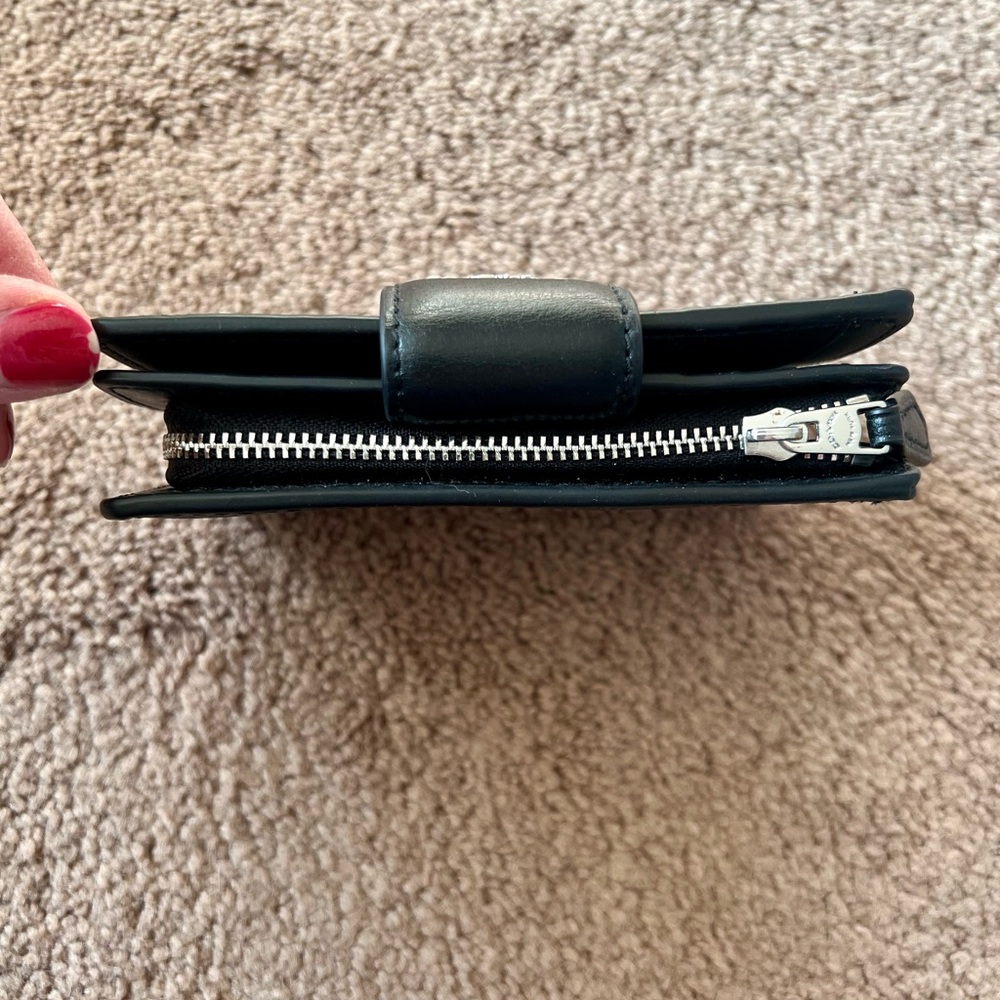 Coach Medium Corner Zip Wallet in Signature Canvas - Picture 4 of 7